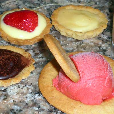 grand choix de dessert fabrication maison fabriqués par Sophie Livebardon Entremont